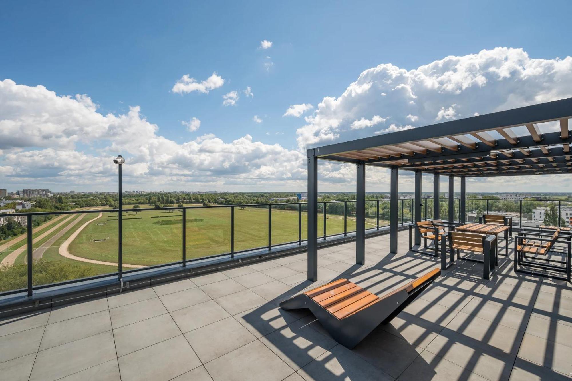Premium Studio Klobucka Airport Varsó Kültér fotó